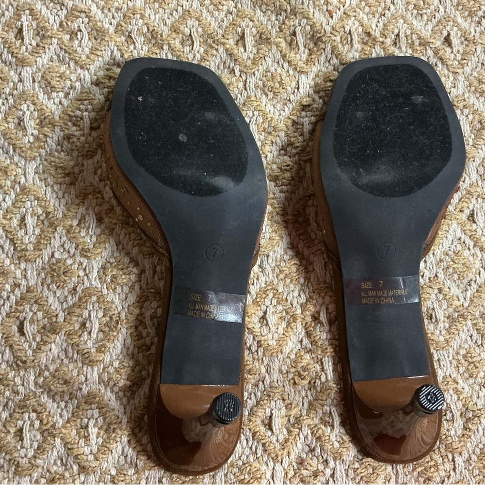 Lulu's Chic Brown Heeled Mules - Picture 8 of 9